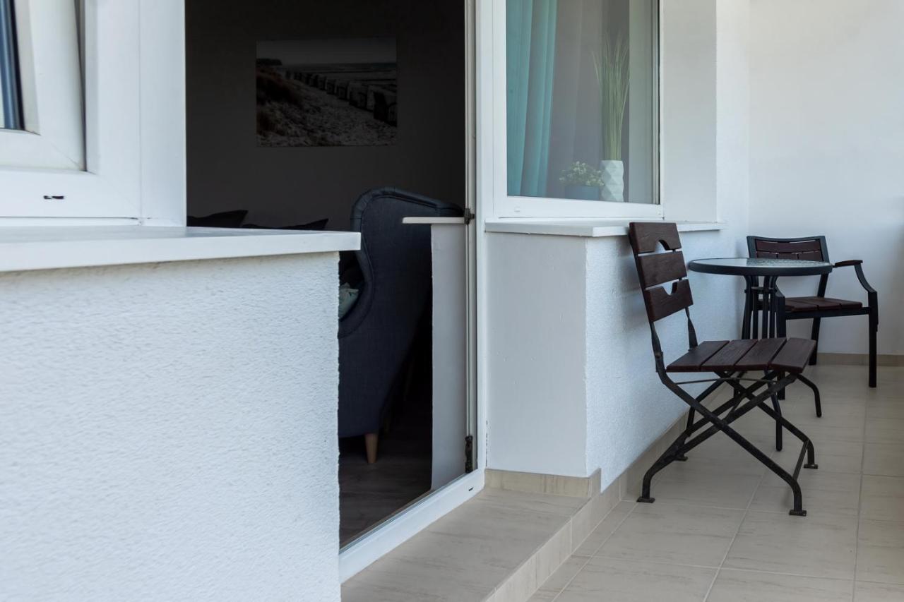 Quadratum Apartment By Noclegi Renters Gdansk Exterior photo